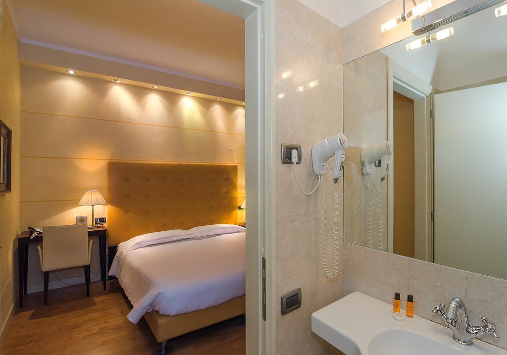 Hotel Novecento Pisa Eksteriør billede