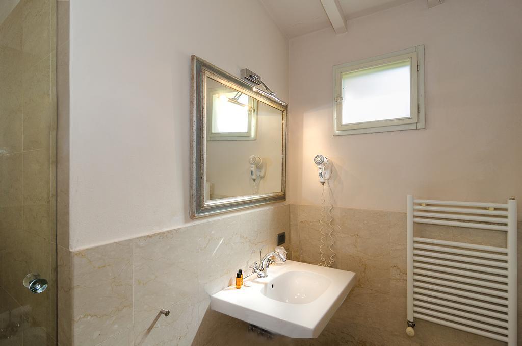 Hotel Novecento Pisa Eksteriør billede