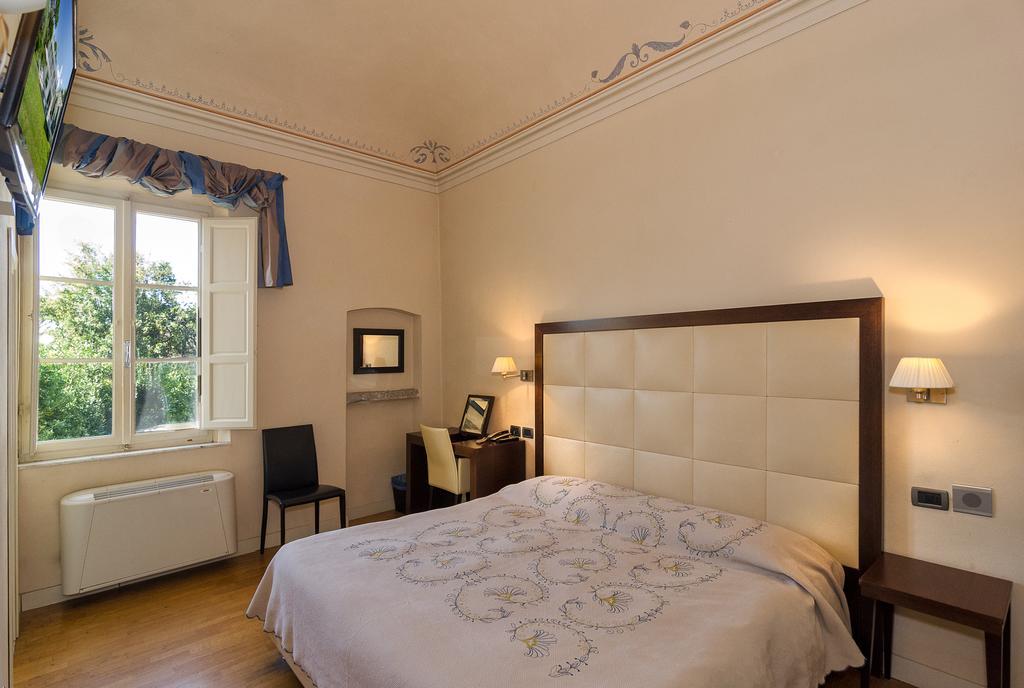 Hotel Novecento Pisa Eksteriør billede
