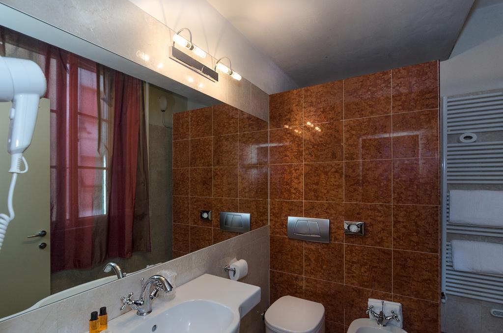 Hotel Novecento Pisa Eksteriør billede