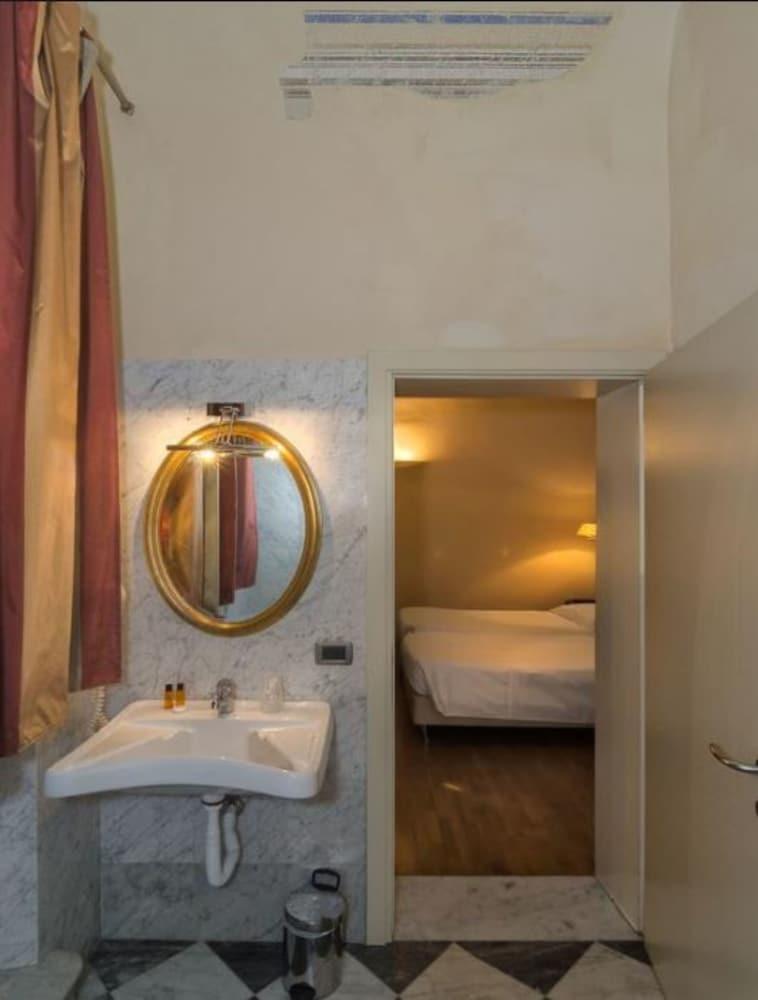 Hotel Novecento Pisa Eksteriør billede