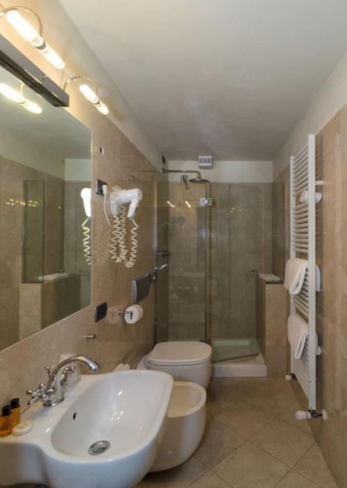 Hotel Novecento Pisa Eksteriør billede